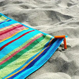 Outdoor Beach & Picnic Mat Towel Holder – Windproof Camping Tool (4pcs)
